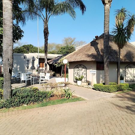 Hotel Hole In One Roodepoort Zewnętrze zdjęcie